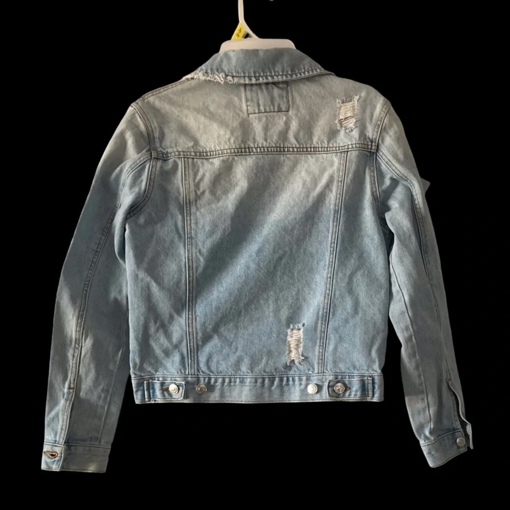 Forever 21 Y2K Jacket | Light Wash Size S Distressed grunge style